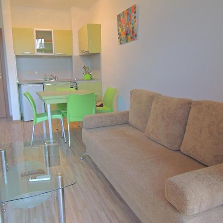 Apartments In Relax Complex Fantasy 希萨里亚 客房 照片